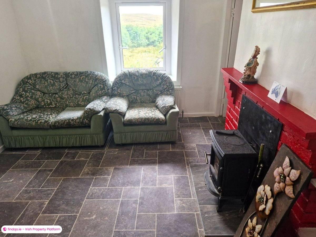 Detached house for Sale in Burtonport, Donegal