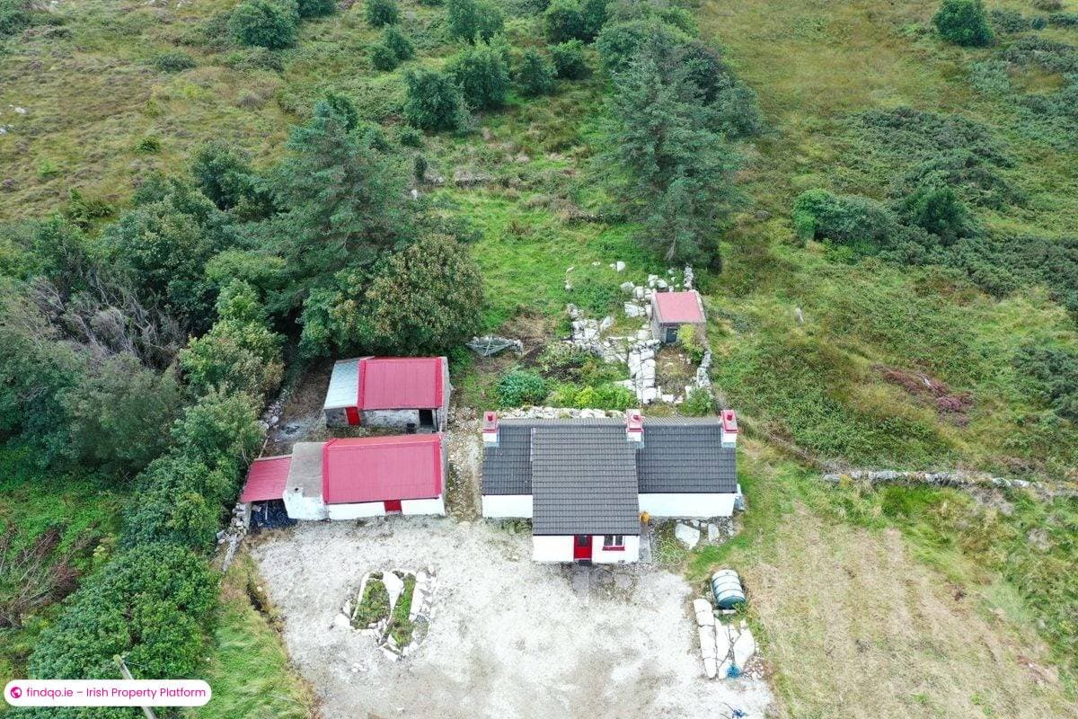 Detached house for Sale in Burtonport, Donegal