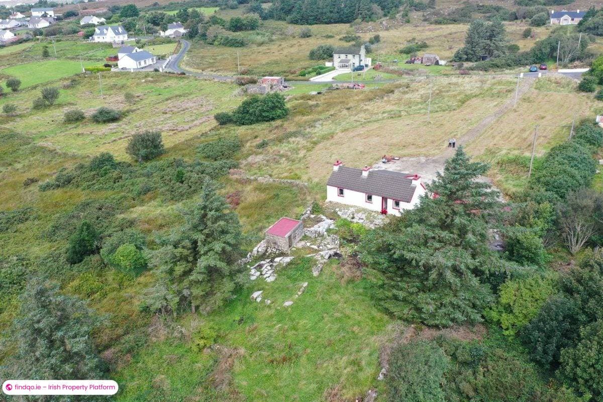 Detached house for Sale in Burtonport, Donegal