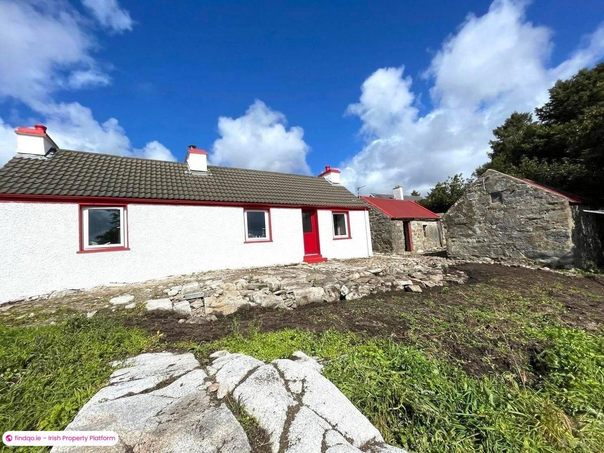 Detached house for Sale in Burtonport, Donegal