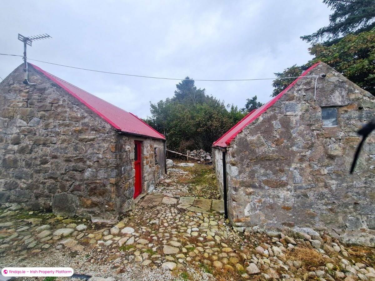 Detached house for Sale in Burtonport, Donegal