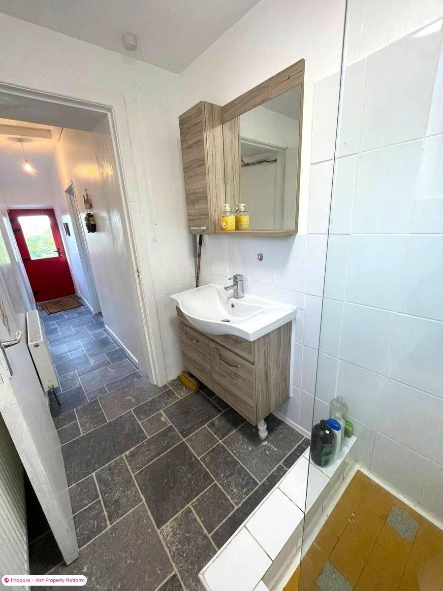 Detached house for Sale in Burtonport, Donegal