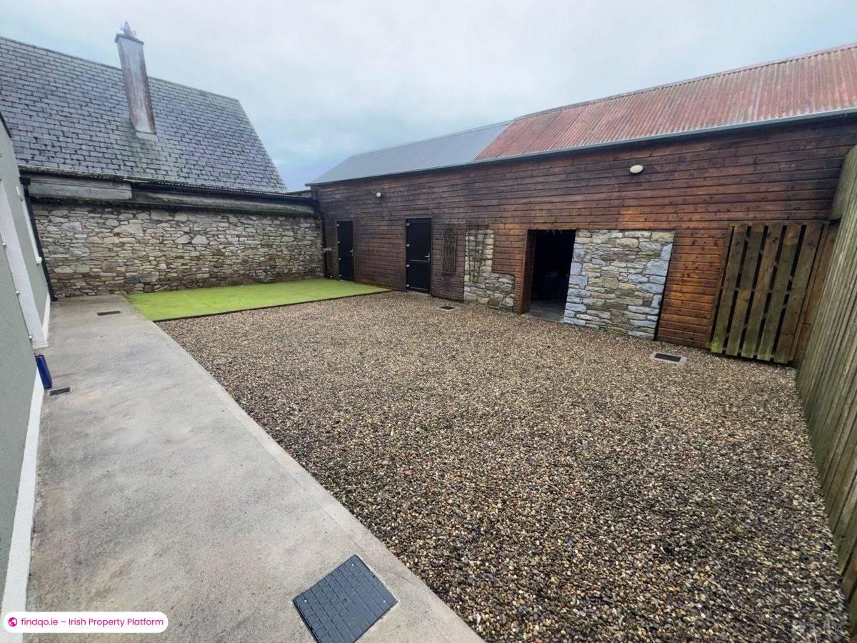 Terraced house for Sale in Coolrain, Laois