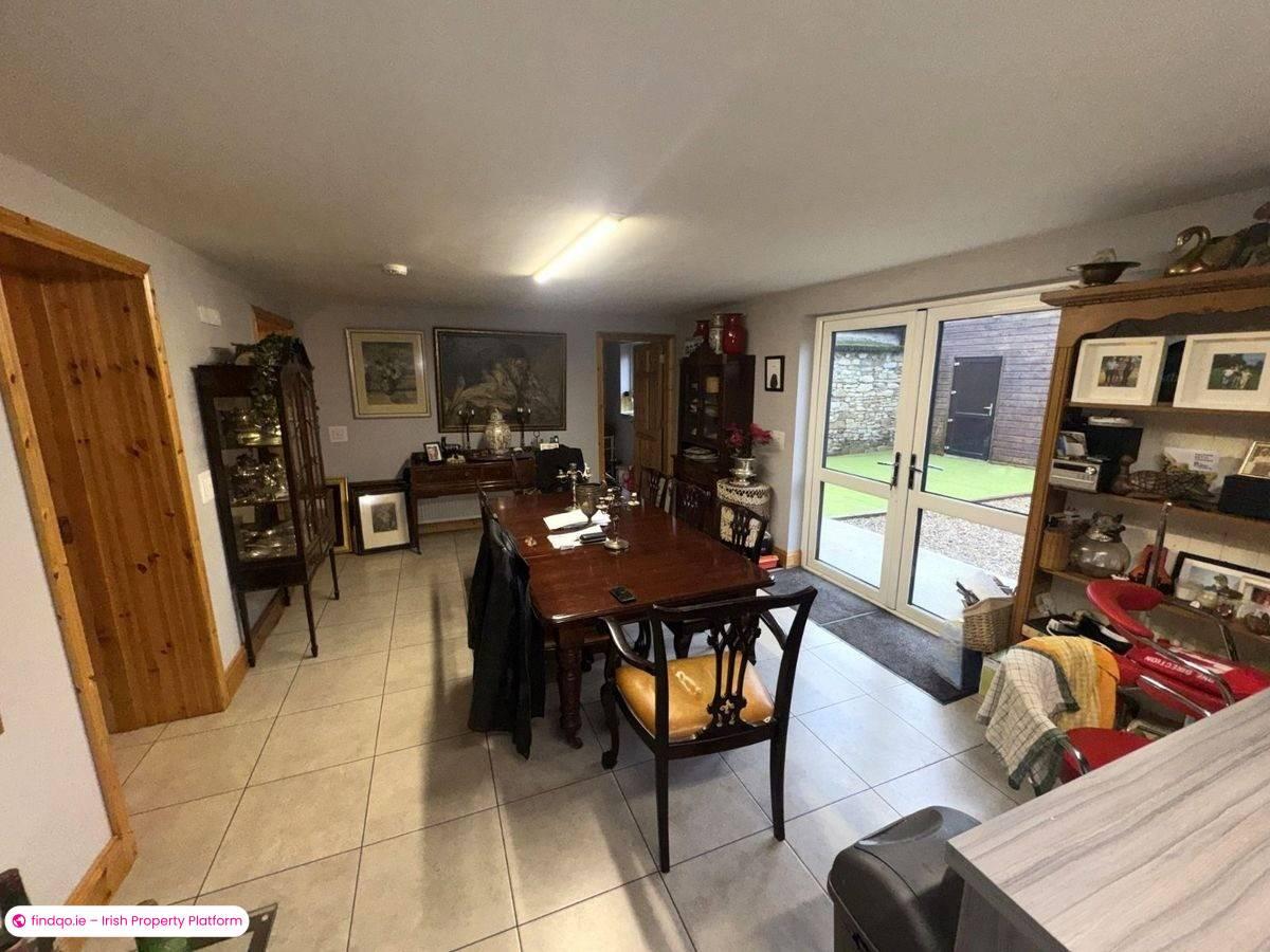 Terraced house for Sale in Coolrain, Laois