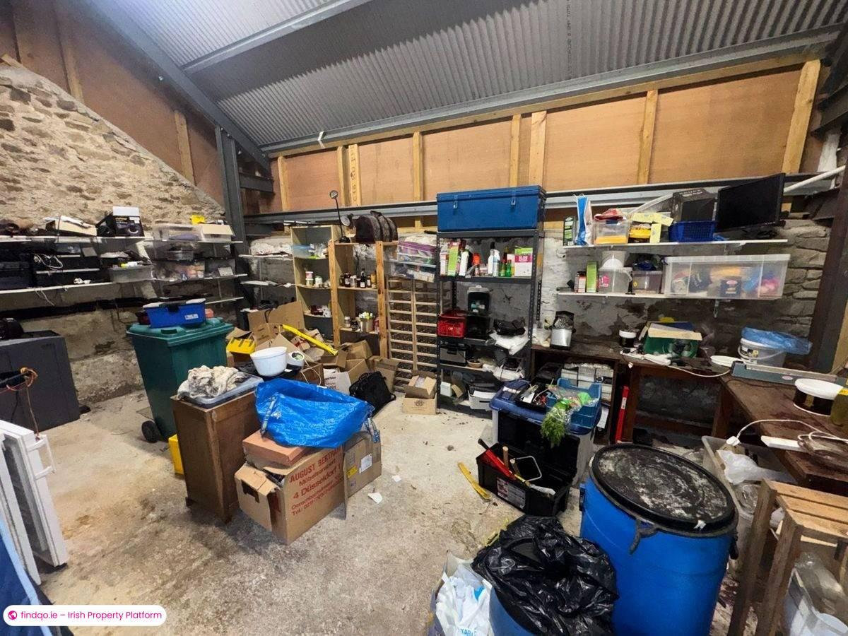 Terraced house for Sale in Coolrain, Laois