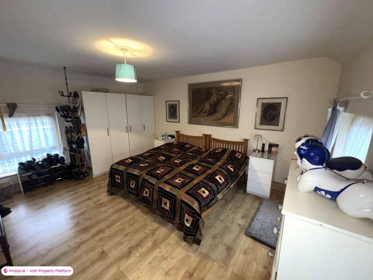 Terraced house for Sale in Coolrain, Laois