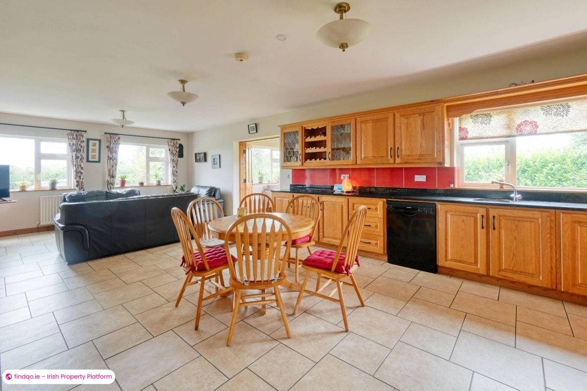 Detached house for Sale in Ballyfin, Laois