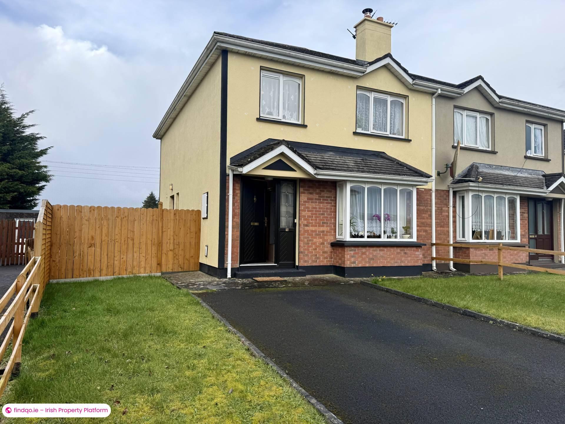 Semi-detached house for Sale in Ballyhaunis, Mayo