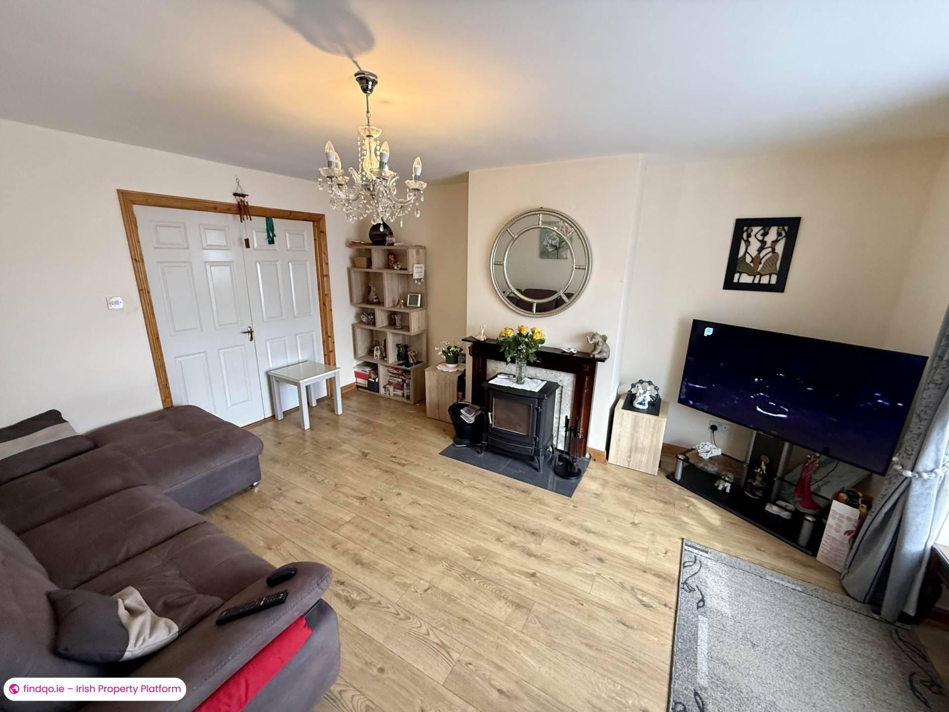 Semi-detached house for Sale in Ballyhaunis, Mayo