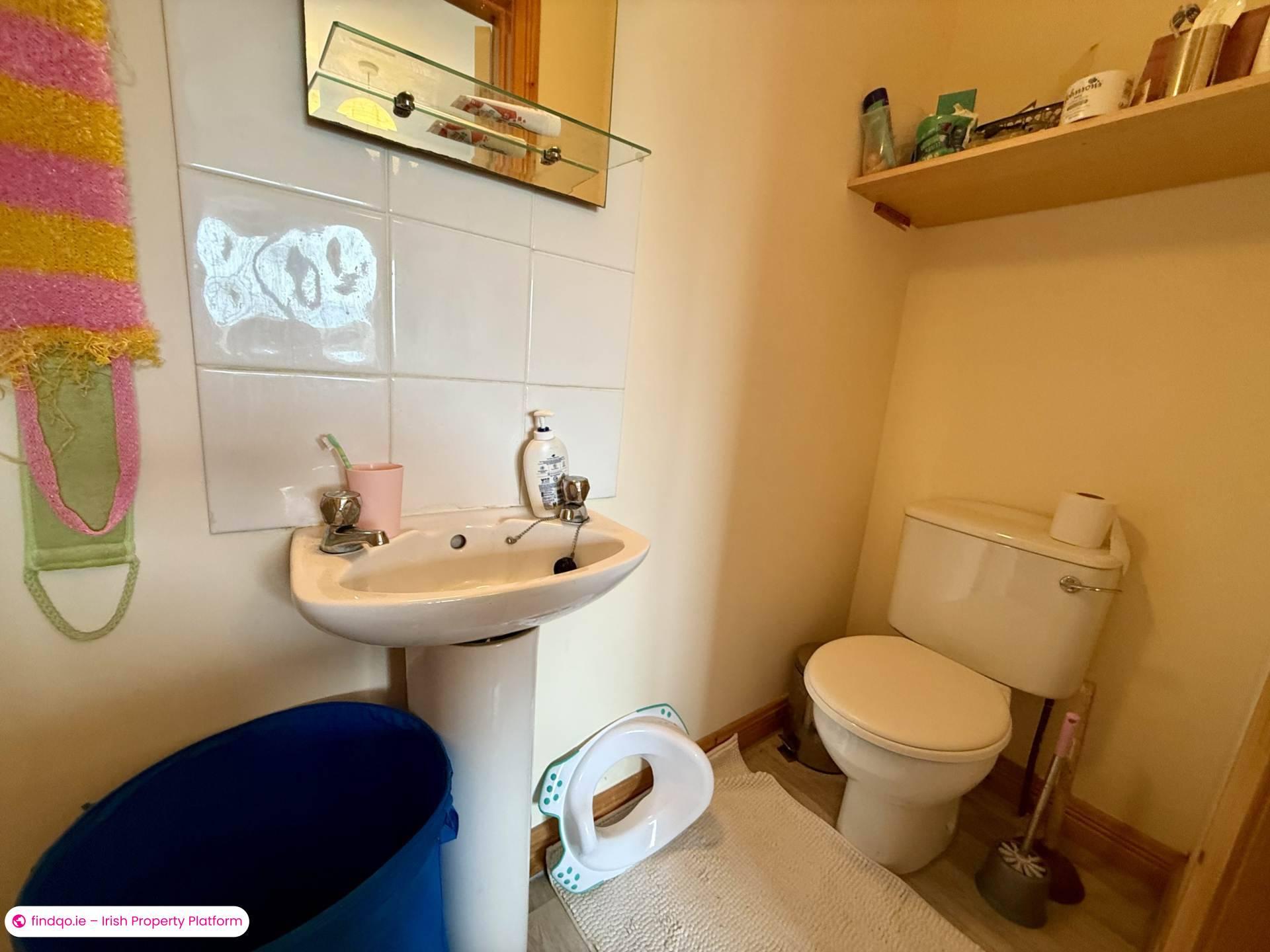 Semi-detached house for Sale in Ballyhaunis, Mayo