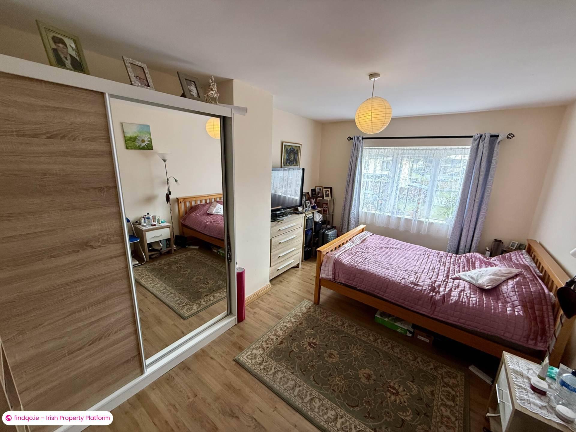 Semi-detached house for Sale in Ballyhaunis, Mayo