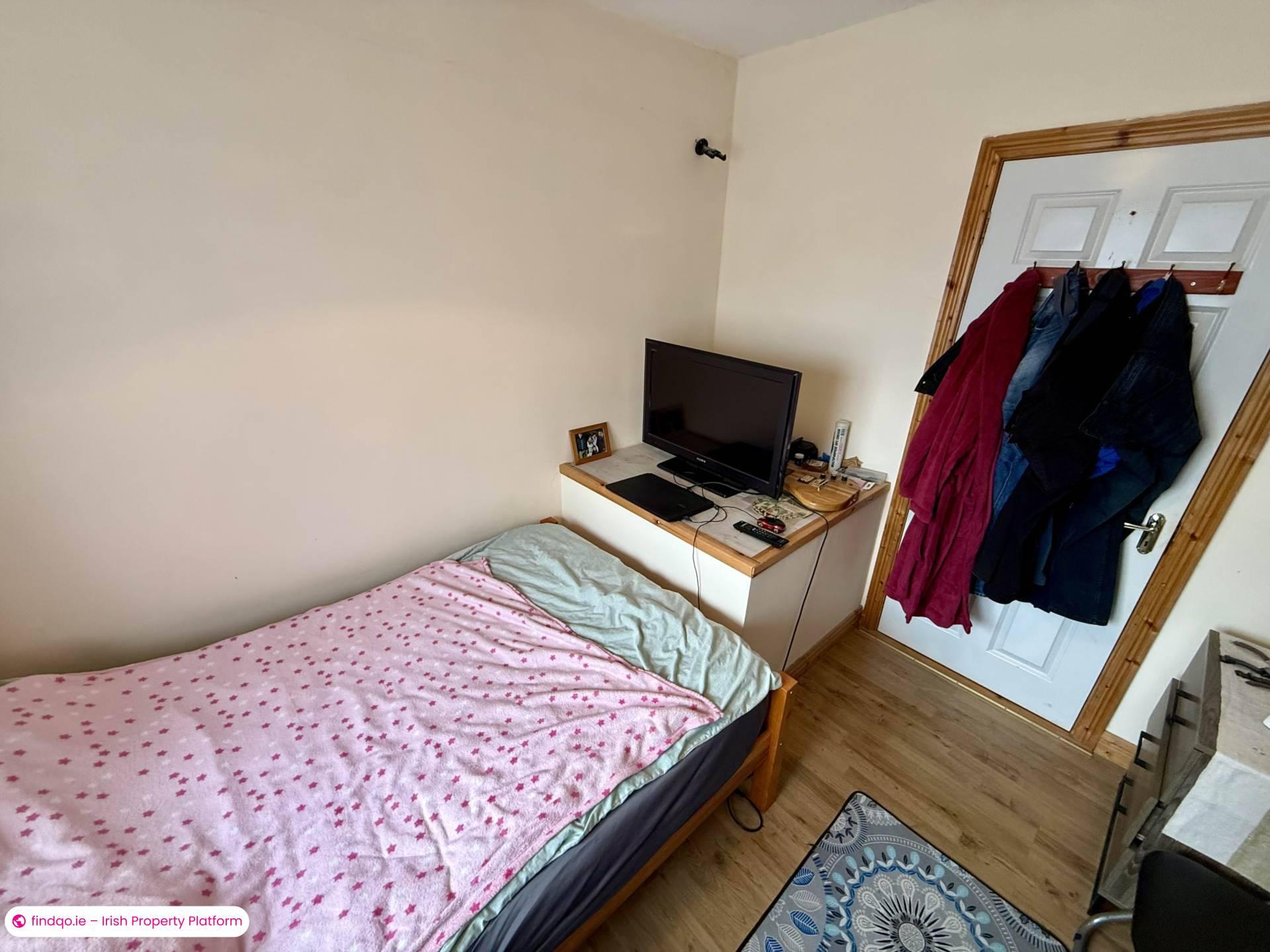 Semi-detached house for Sale in Ballyhaunis, Mayo