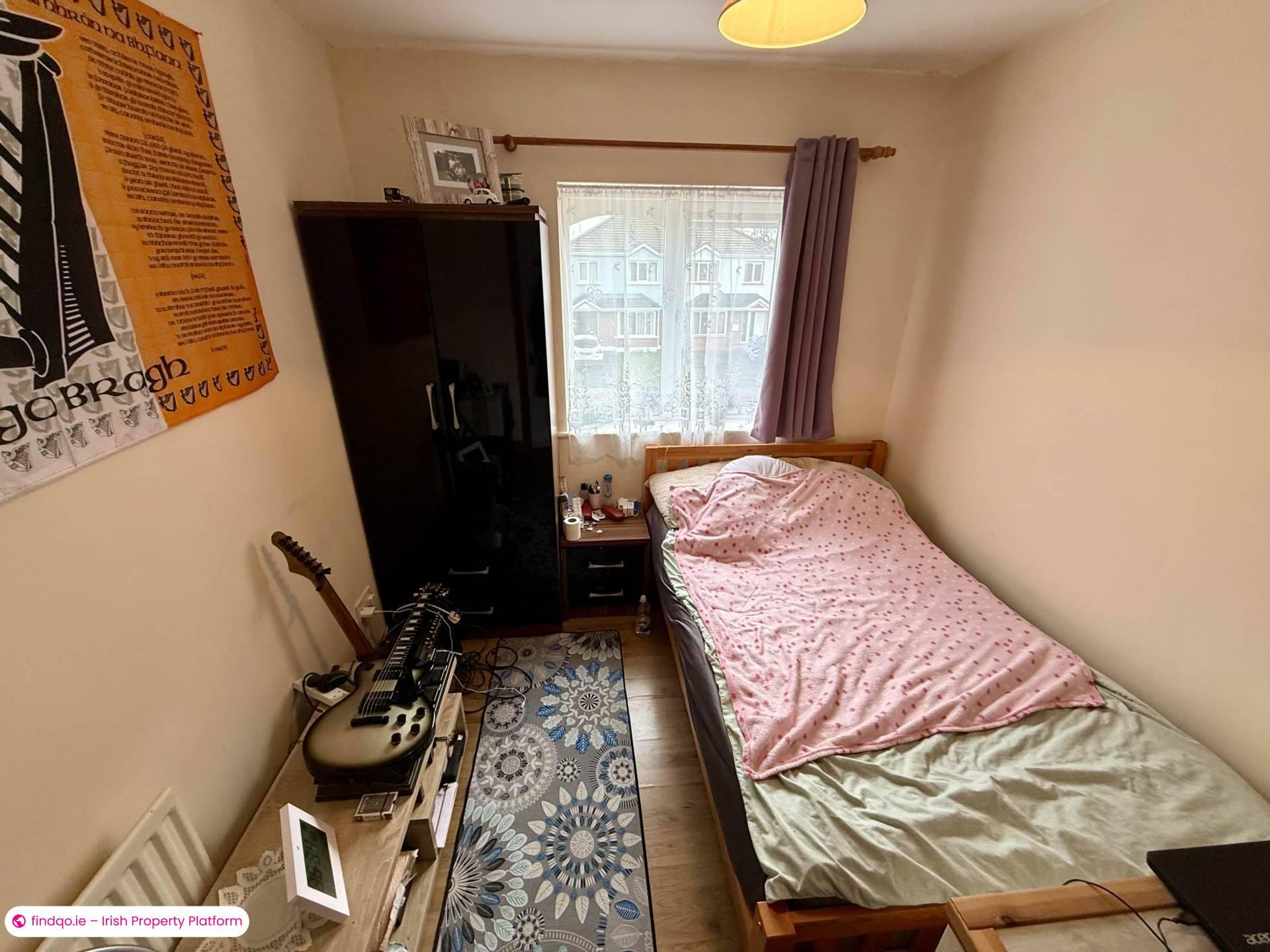 Semi-detached house for Sale in Ballyhaunis, Mayo