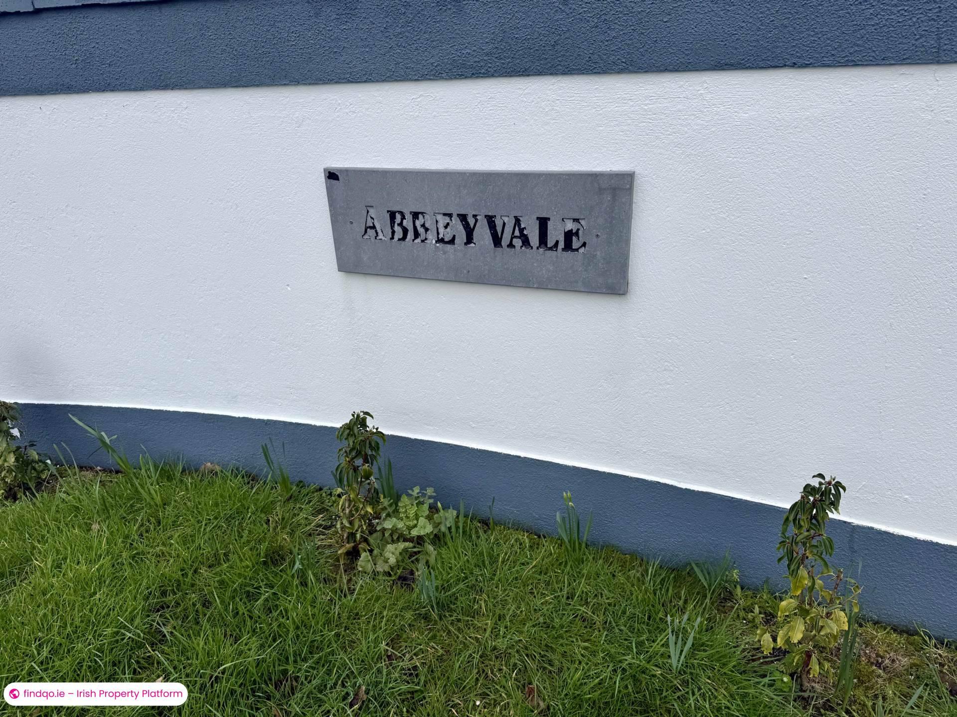 Semi-detached house for Sale in Ballyhaunis, Mayo