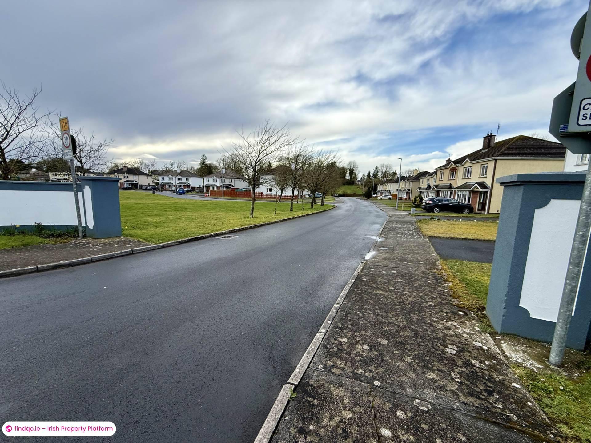 Semi-detached house for Sale in Ballyhaunis, Mayo