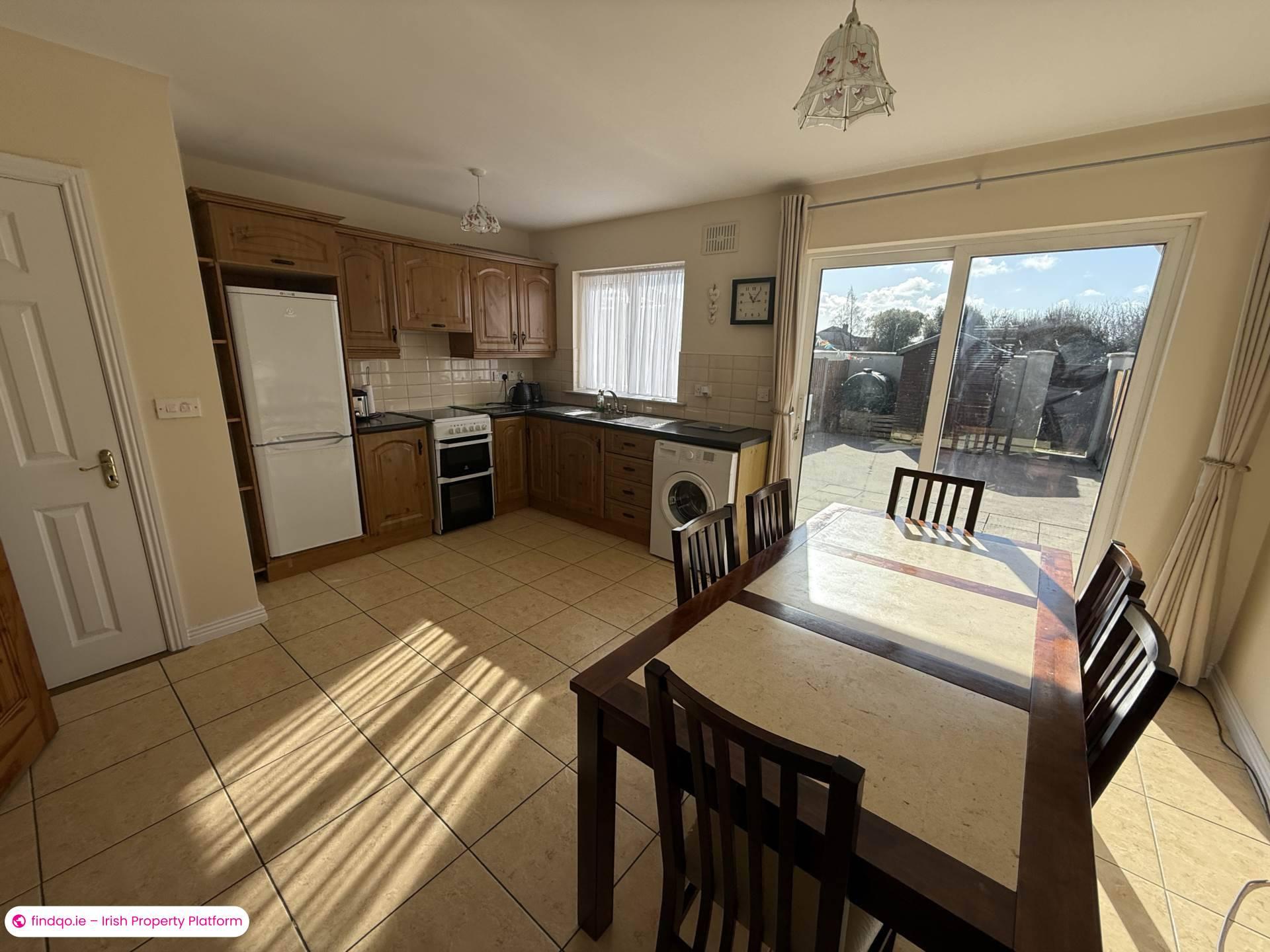 2 Bedroom Terraced house for Rent in Newcastle West, Limerick