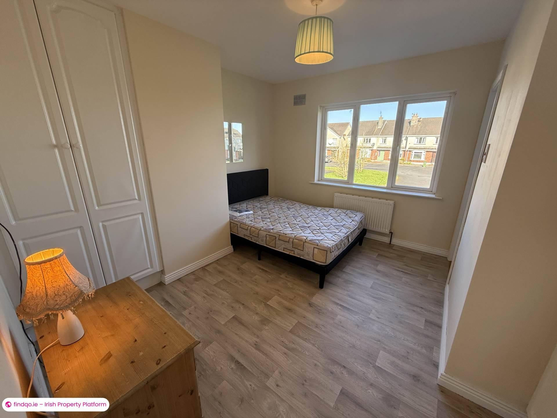 2 Bedroom Terraced house for Rent in Newcastle West, Limerick