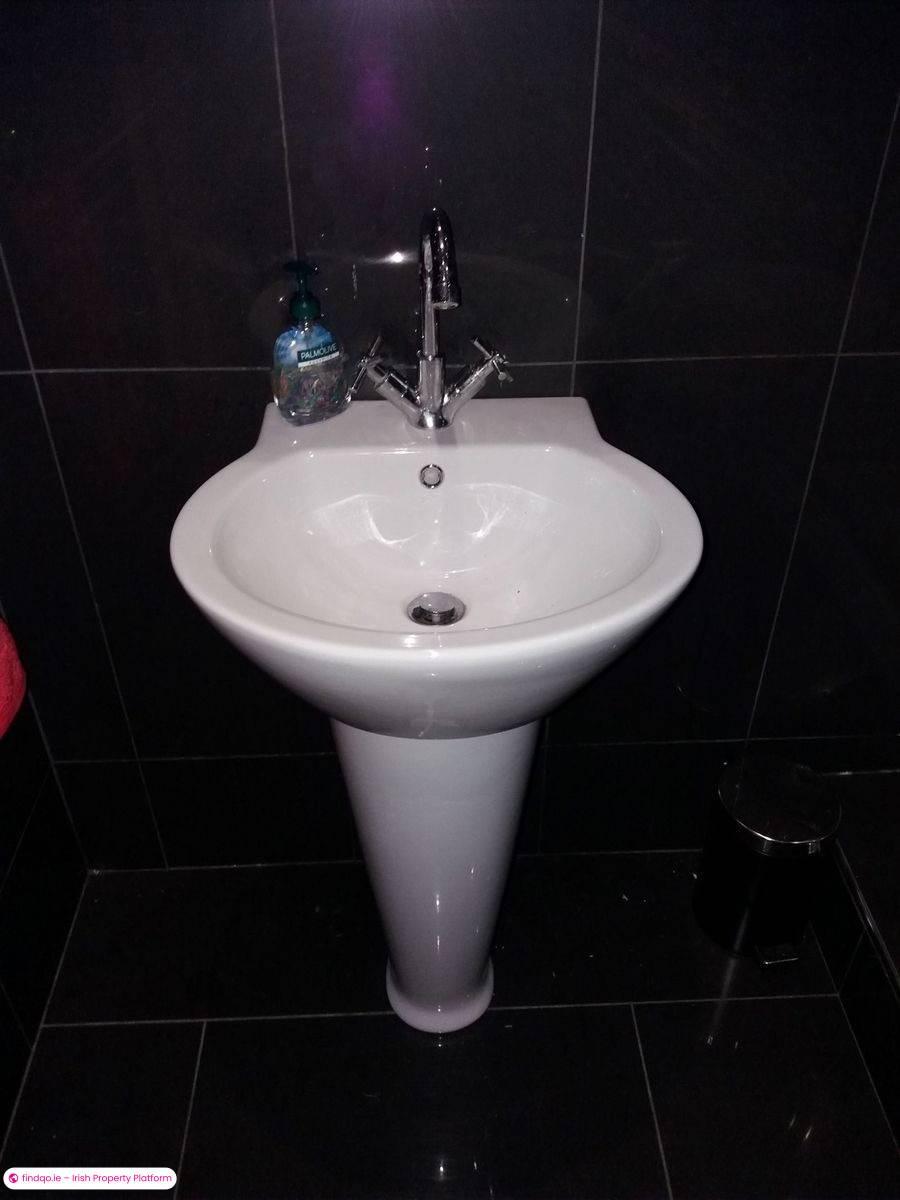 Restaurant / Bar / Hotel for Sale in Derrybeg, Donegal