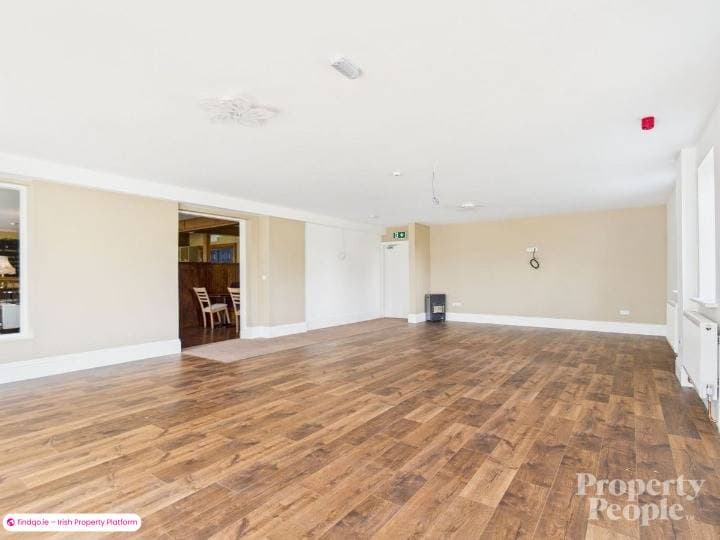 Restaurant / Bar / Hotel for Sale in Bunbeg, Donegal