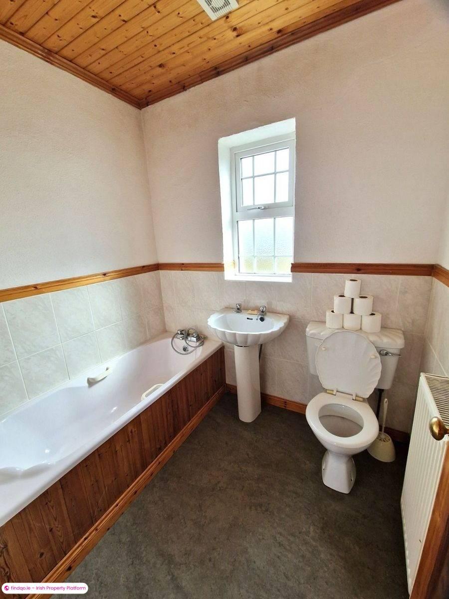 Detached house for Sale in Arranmore, Donegal