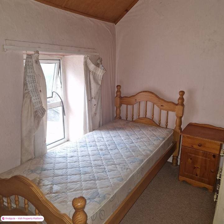 Terraced house for Sale in Bantry, Cork