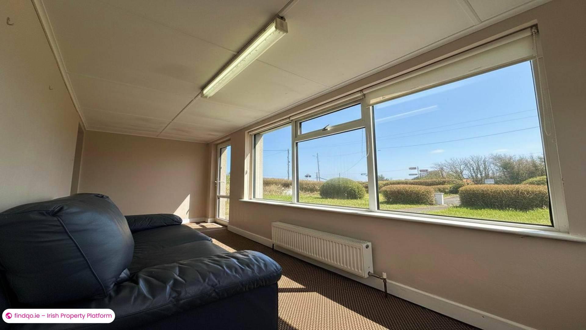 Detached house for Sale in Burtonport, Donegal