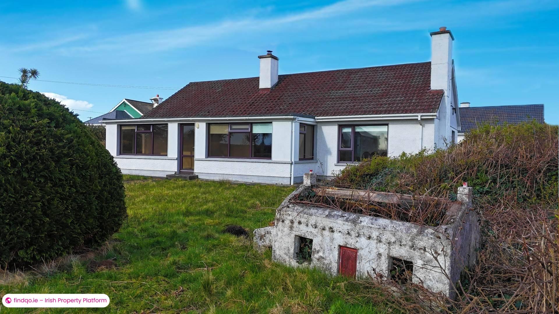 Detached house for Sale in Burtonport, Donegal