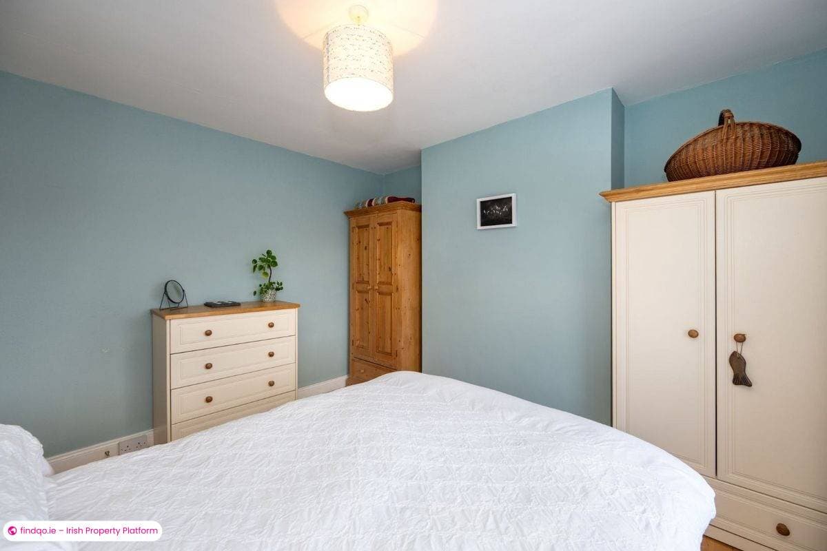 Semi-detached house for Sale in The Lough, Cork, T12 TFC7