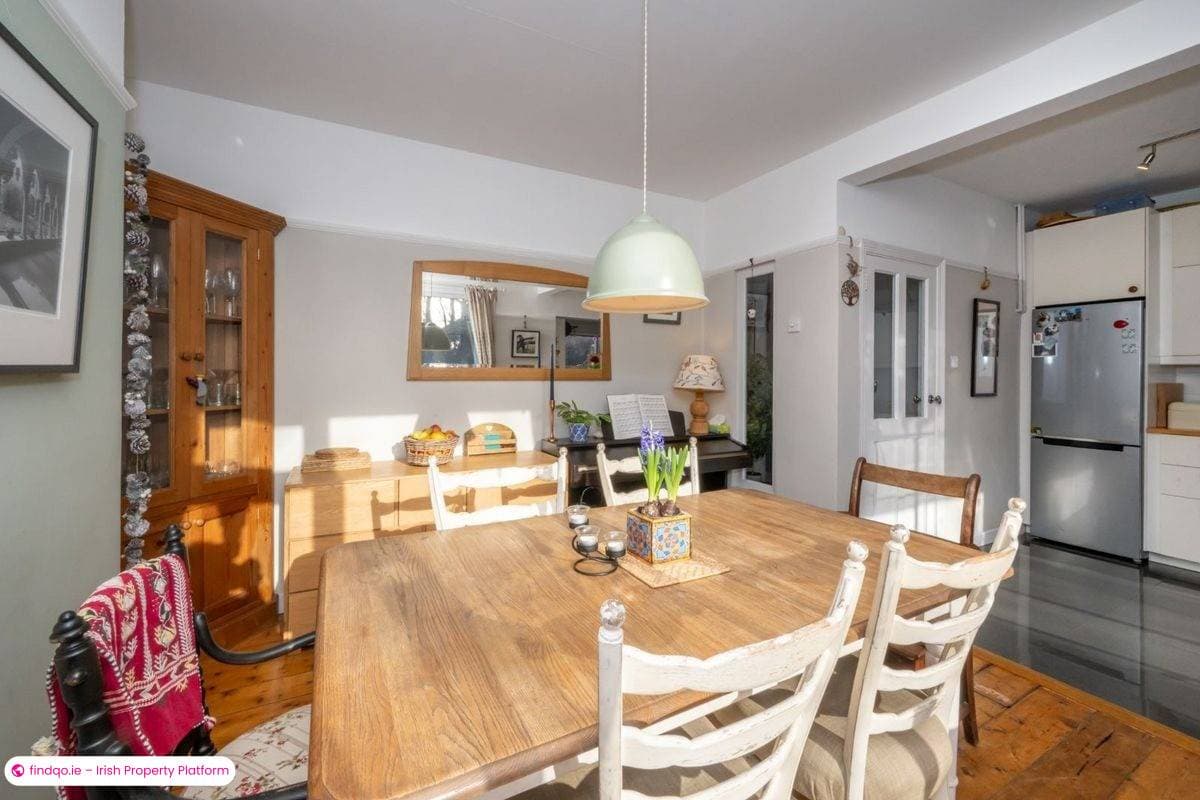 Semi-detached house for Sale in The Lough, Cork, T12 TFC7