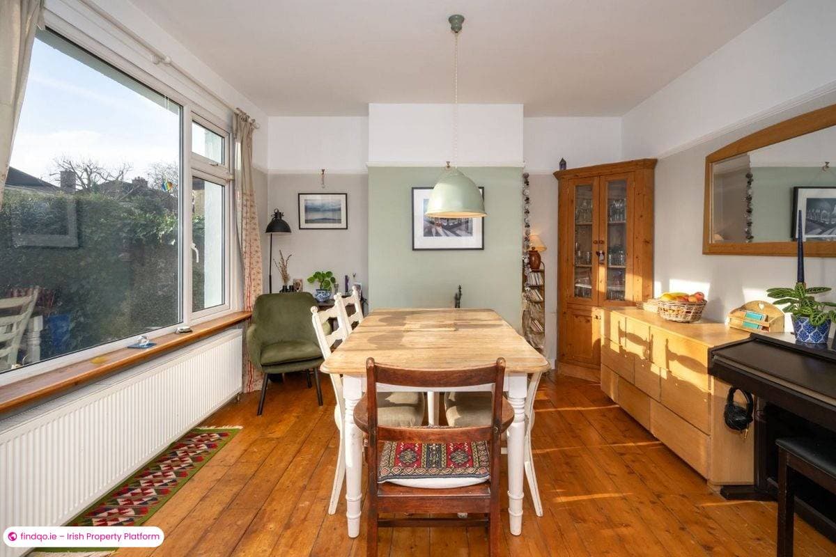 Semi-detached house for Sale in The Lough, Cork, T12 TFC7