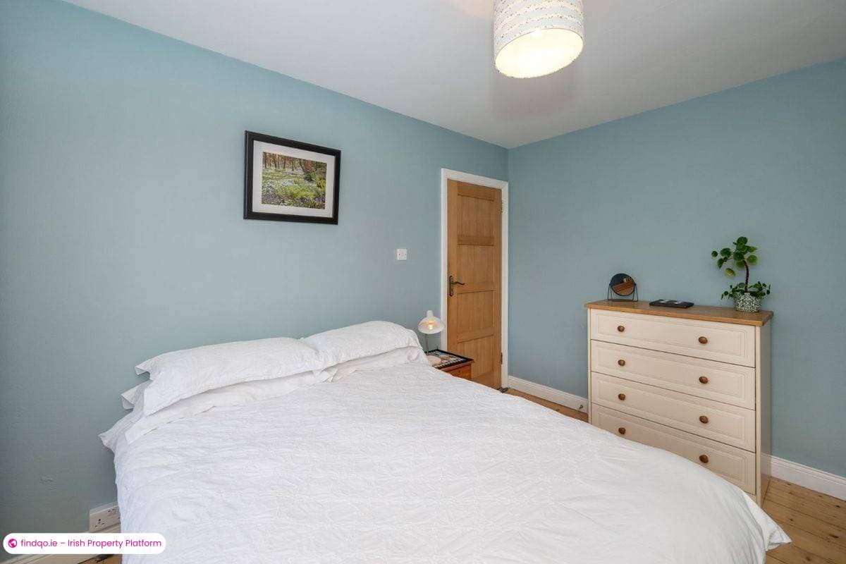 Semi-detached house for Sale in The Lough, Cork, T12 TFC7