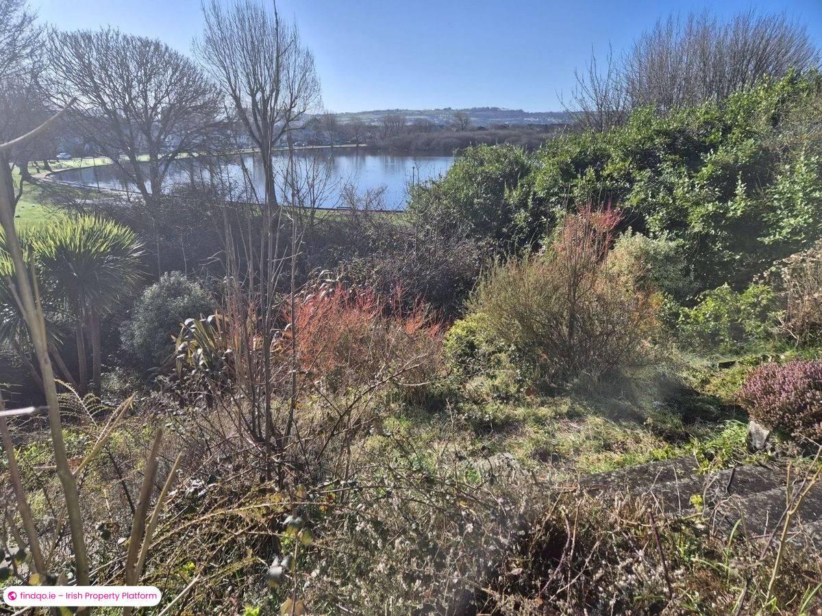 Detached house for Sale in The Lough, Cork, T12 E0C3
