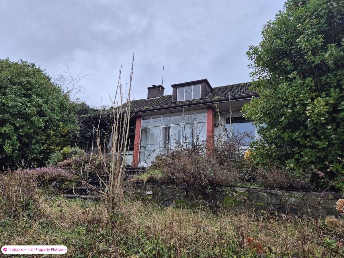 Detached house for Sale in The Lough, Cork, T12 E0C3