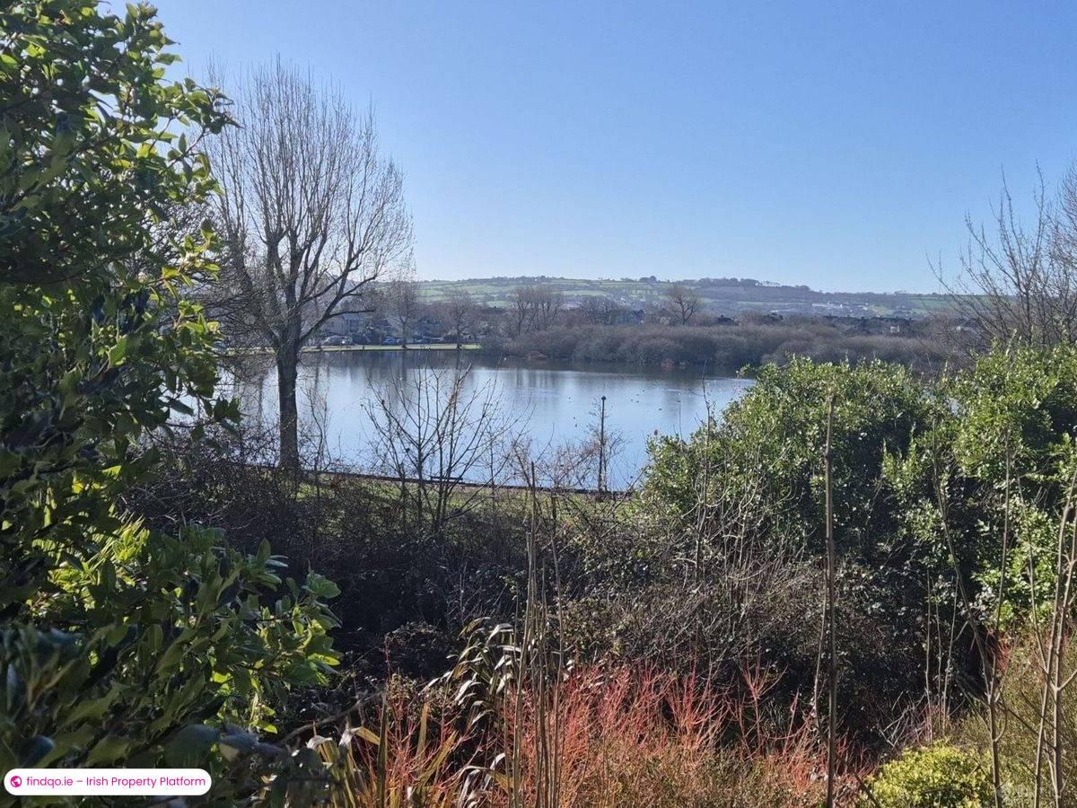Detached house for Sale in The Lough, Cork, T12 E0C3