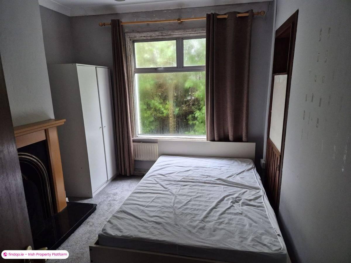 Detached house for Sale in The Lough, Cork, T12 E0C3