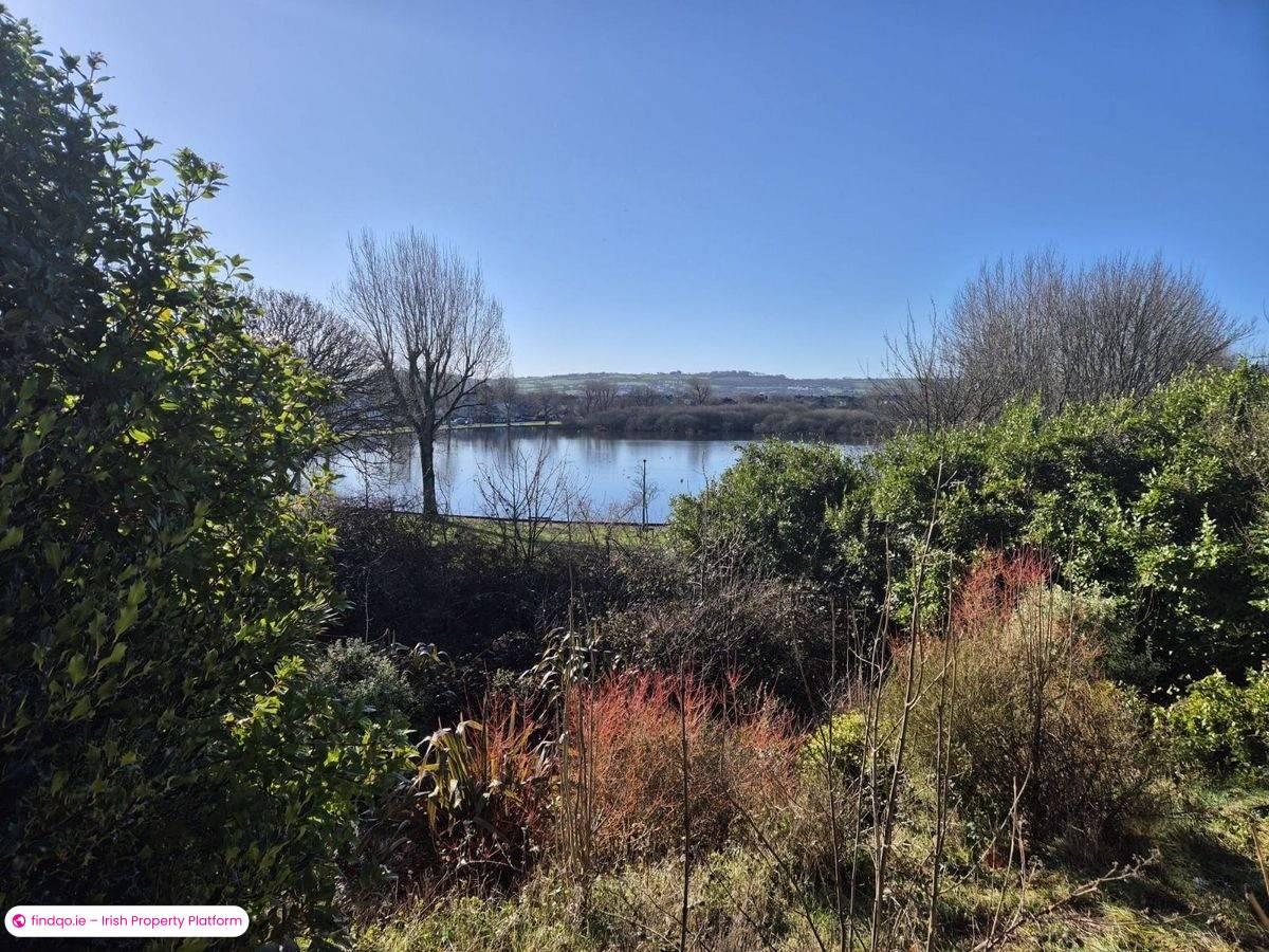 Detached house for Sale in The Lough, Cork, T12 E0C3