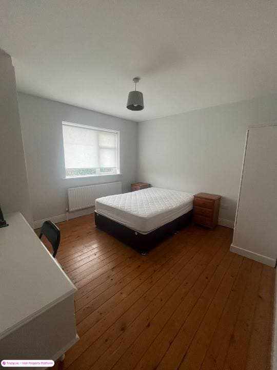 Semi-detached house for Sale in Newcastle West, Limerick