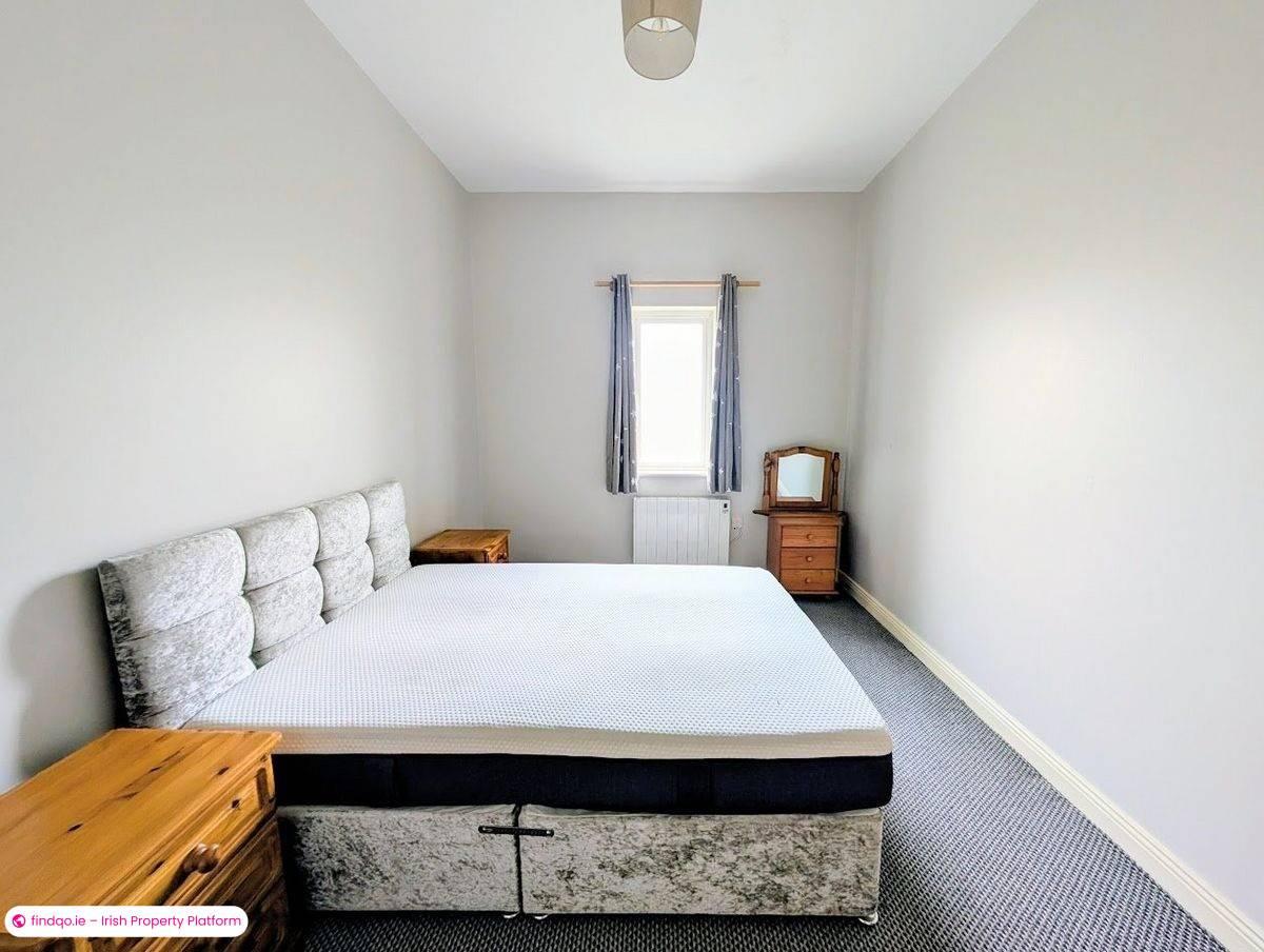 Bungalow for Sale in Nenagh, Tipperary