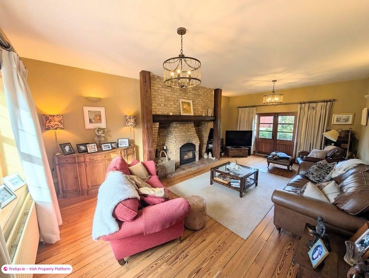 Detached house for Sale in Nenagh, Tipperary