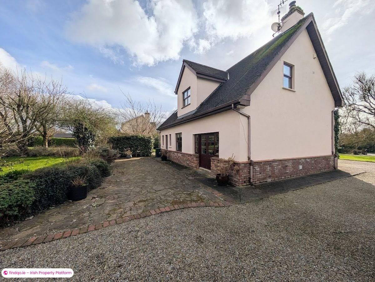 Detached house for Sale in Nenagh, Tipperary