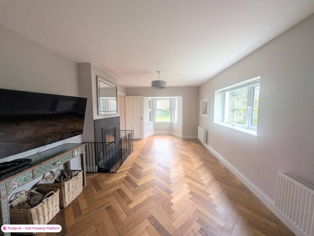 Detached house for Sale in Nenagh, Tipperary