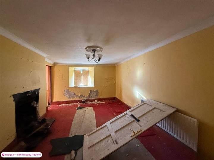 End of terrace house for Sale in Ballinagare, Roscommon