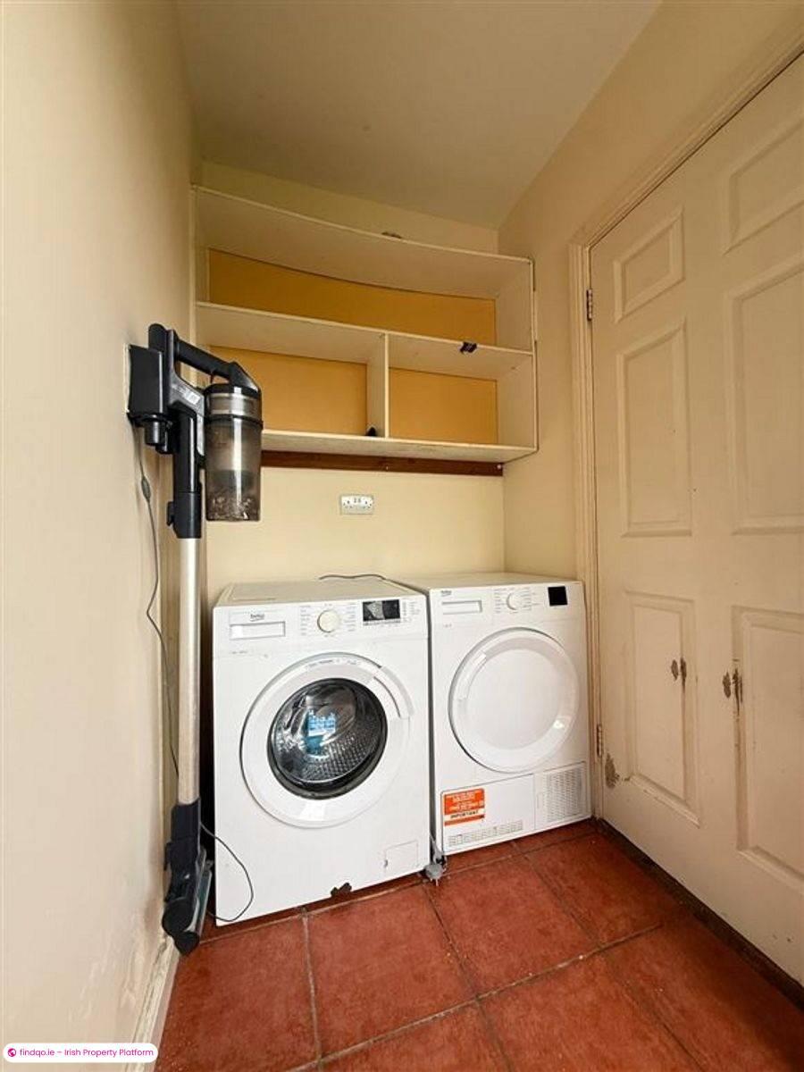 Semi-detached house for Sale in Ballaghaderreen, Roscommon