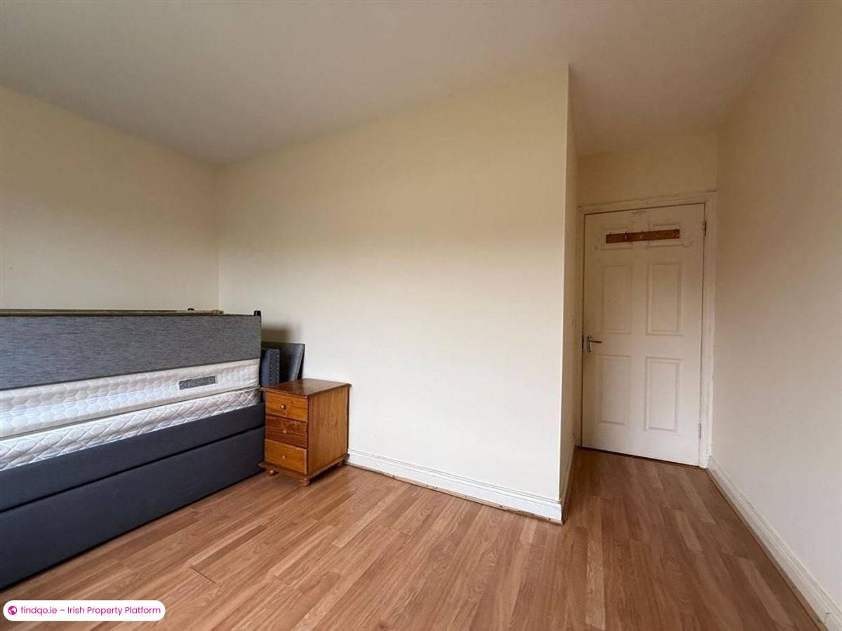 Semi-detached house for Sale in Ballaghaderreen, Roscommon