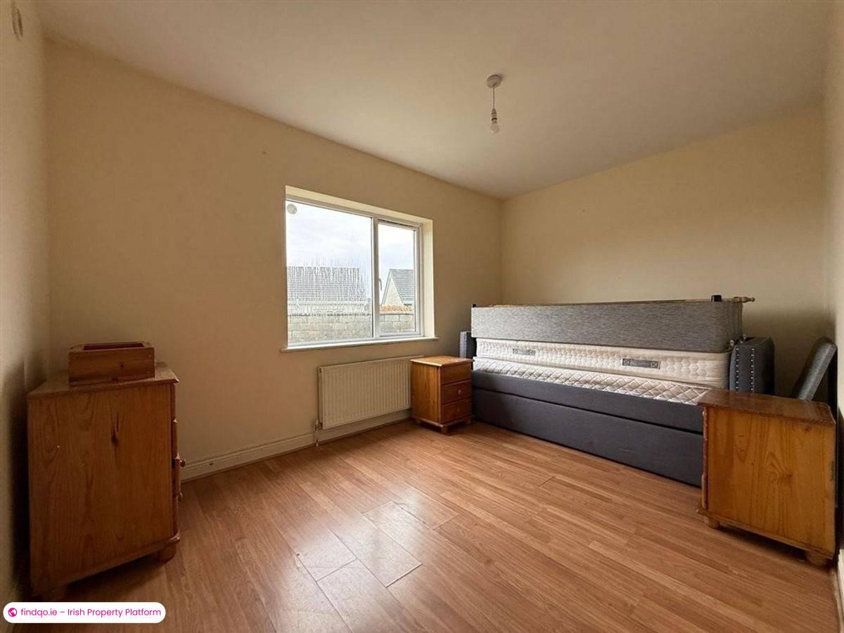 Semi-detached house for Sale in Ballaghaderreen, Roscommon