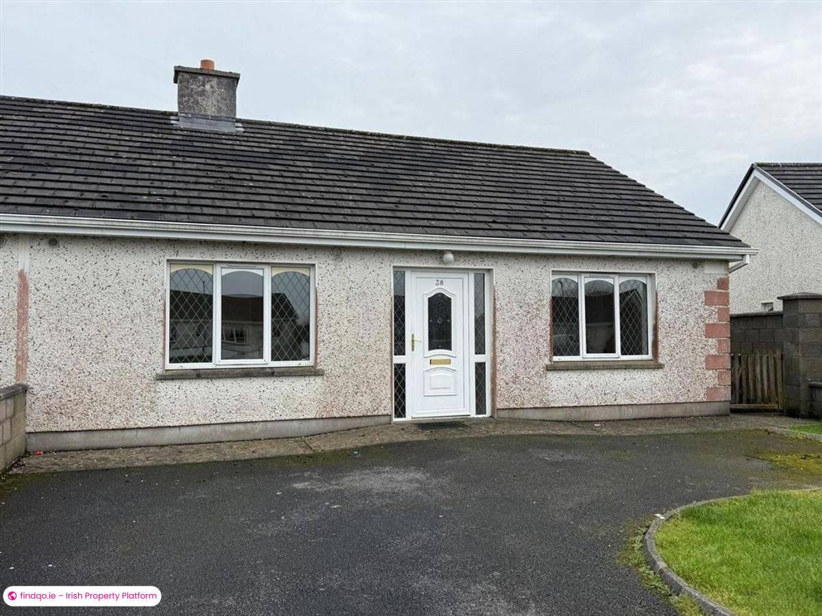 Semi-detached house for Sale in Ballaghaderreen, Roscommon