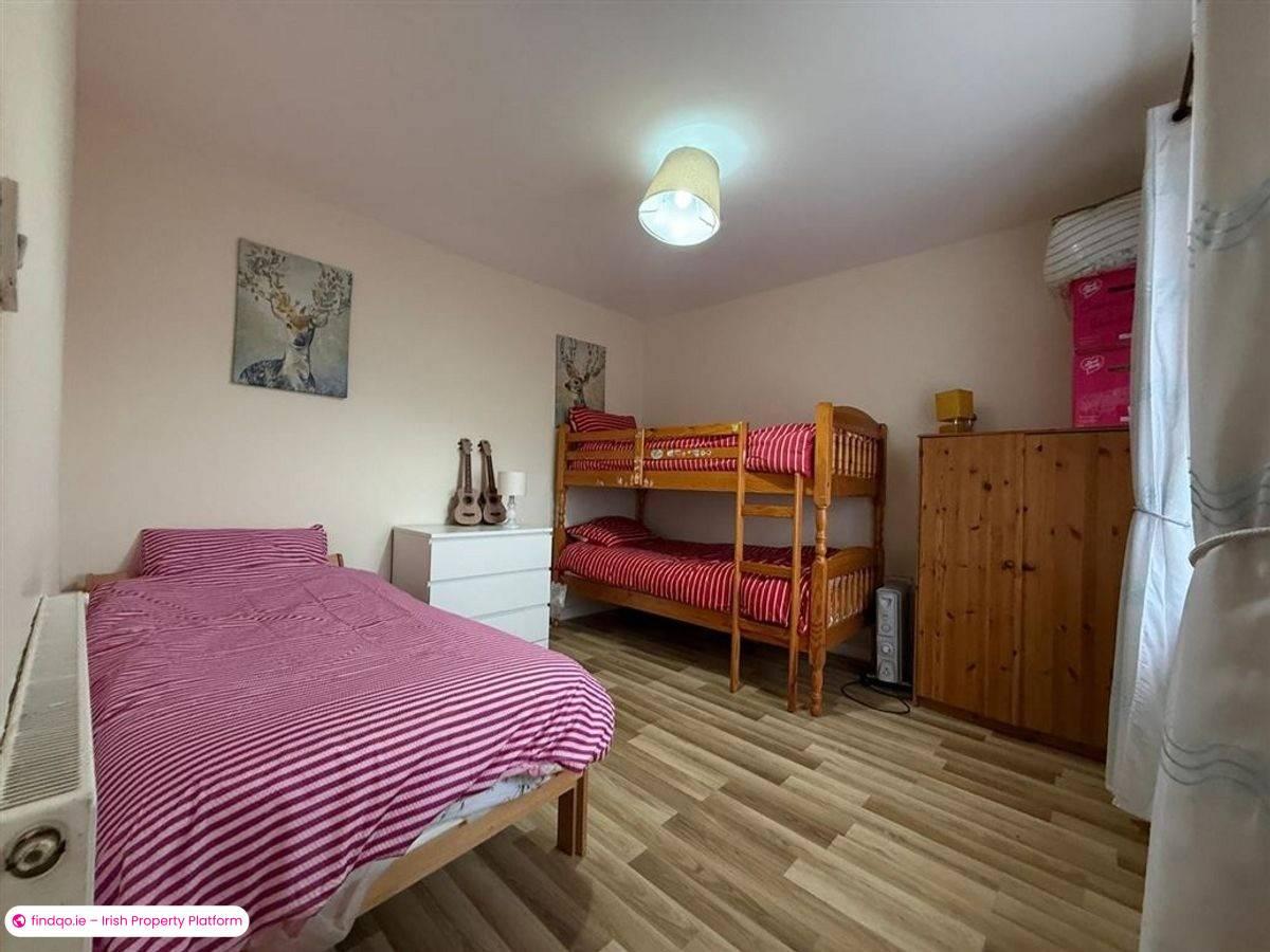 Detached house for Sale in Ballaghaderreen, Roscommon