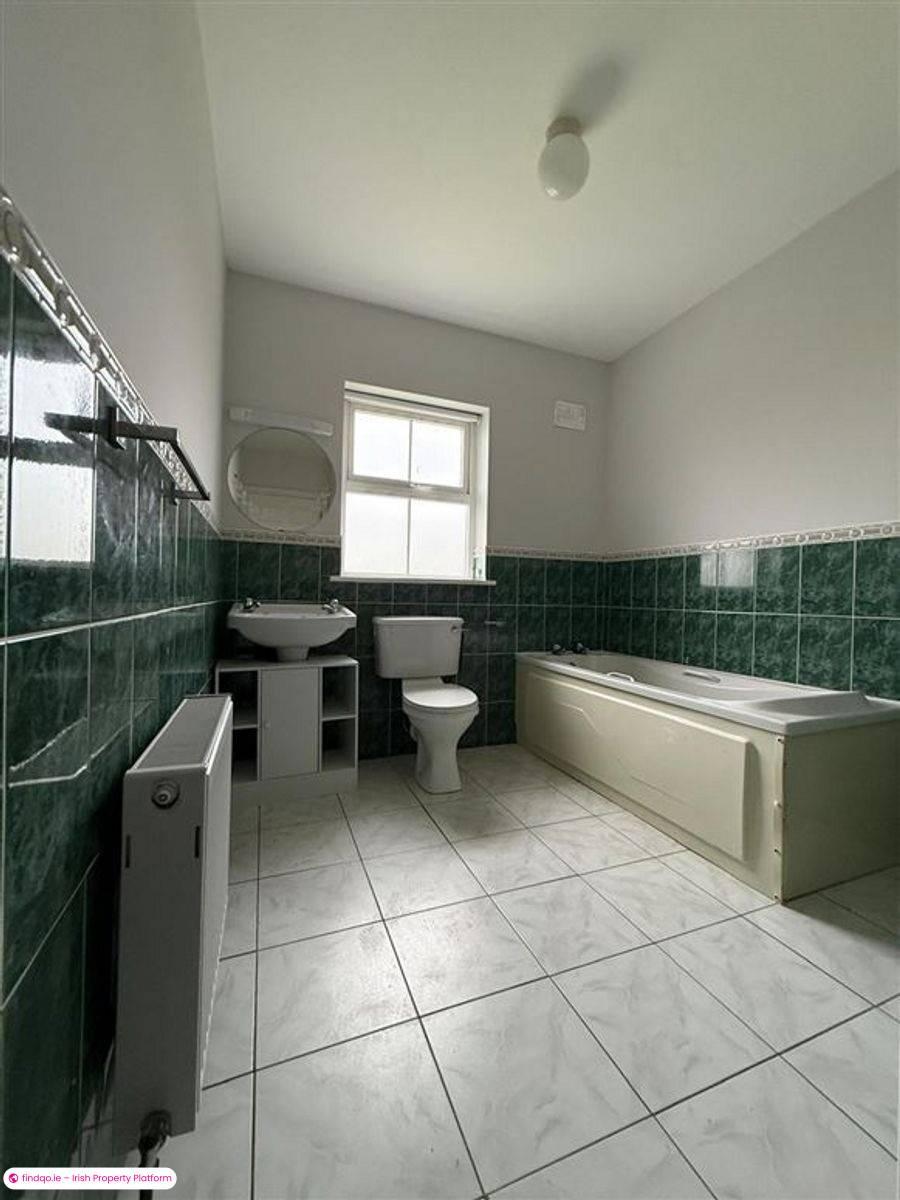 Semi-detached house for Sale in Ballaghaderreen, Roscommon