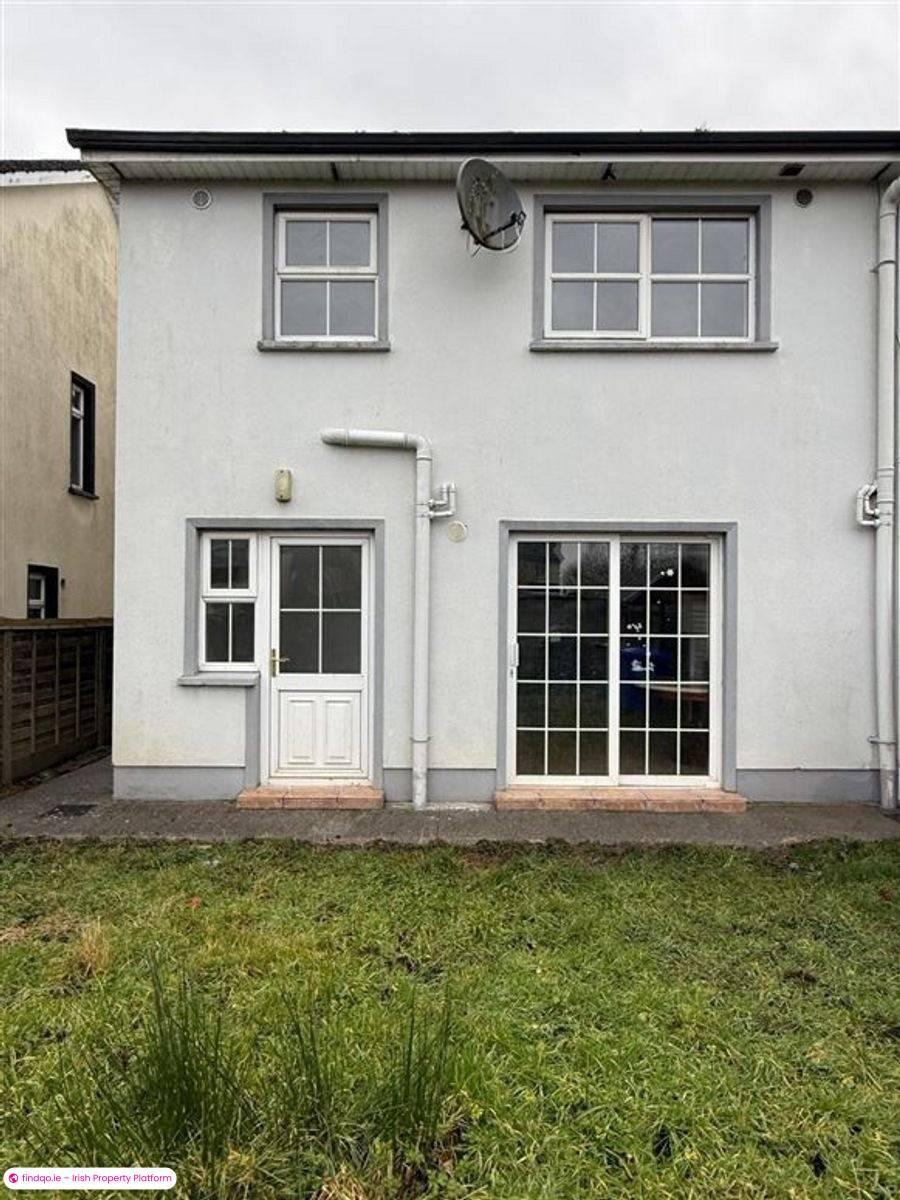 Semi-detached house for Sale in Ballaghaderreen, Roscommon