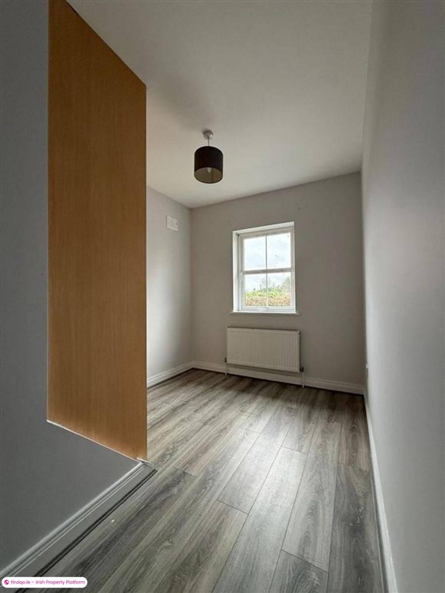 Semi-detached house for Sale in Ballaghaderreen, Roscommon